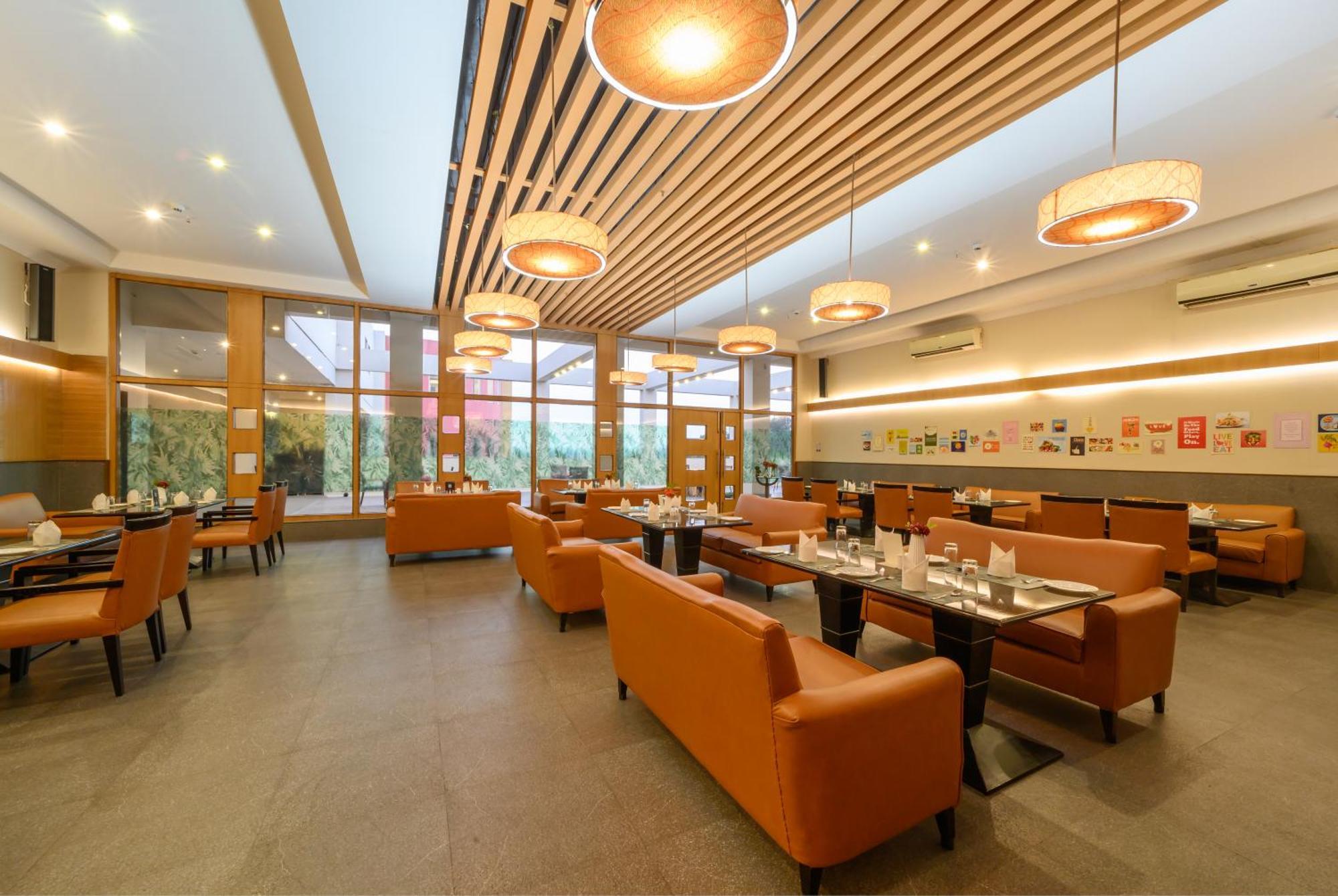 Hotel Sinclairs Burdwan Esterno foto