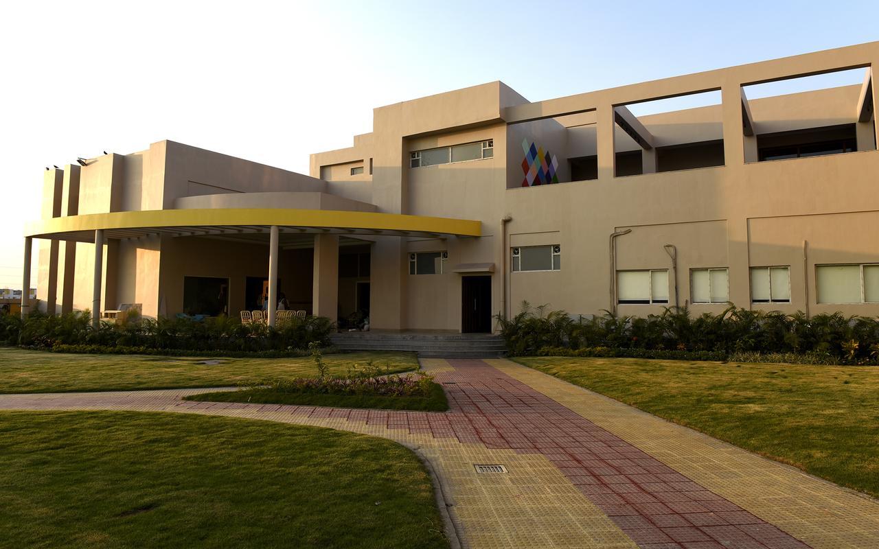 Hotel Sinclairs Burdwan Esterno foto